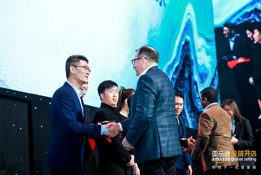 ��8ͷ�����(�й���½)-�ٷ���վ