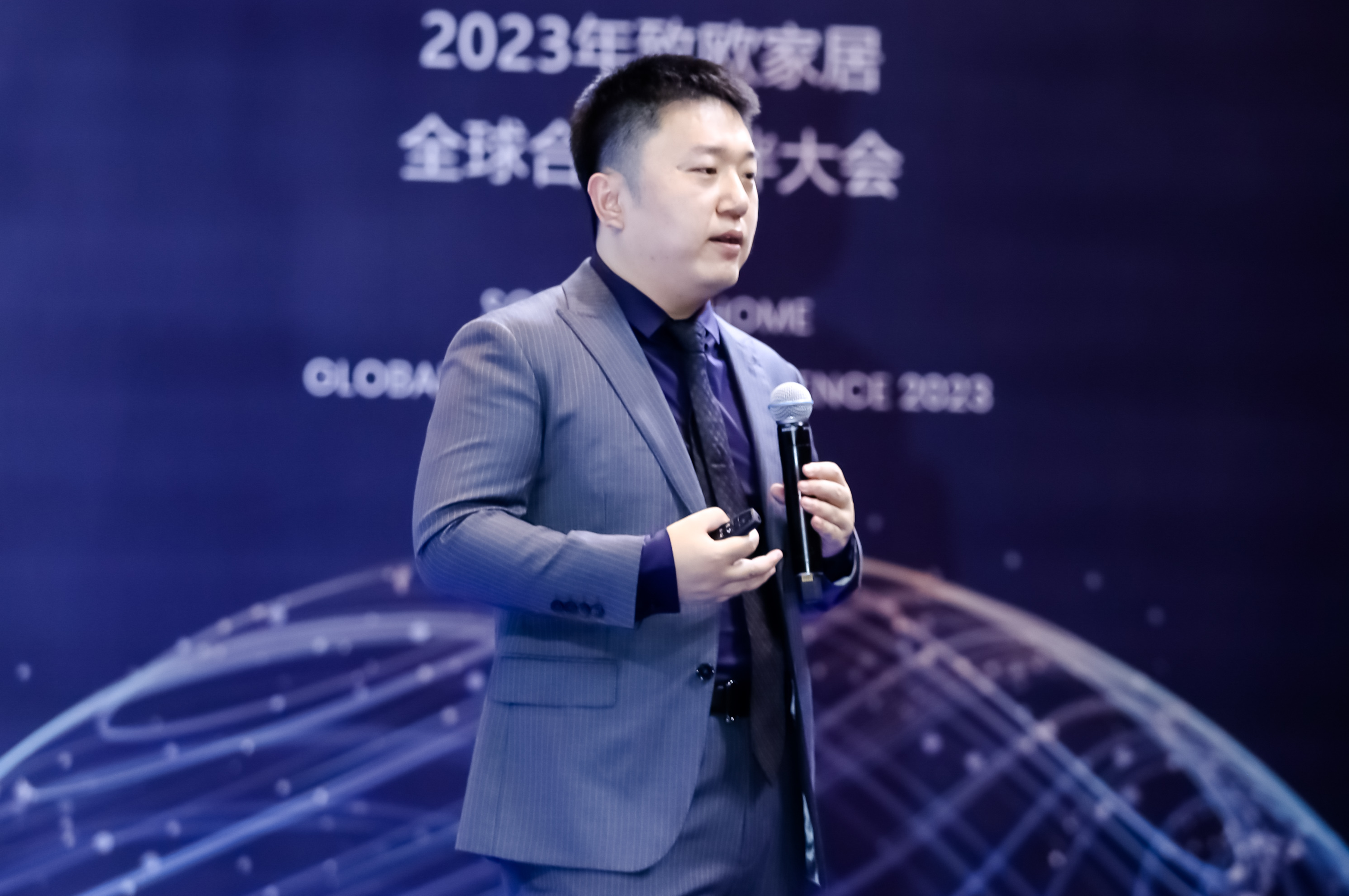 ��8ͷ�����(�й���½)-�ٷ���վ